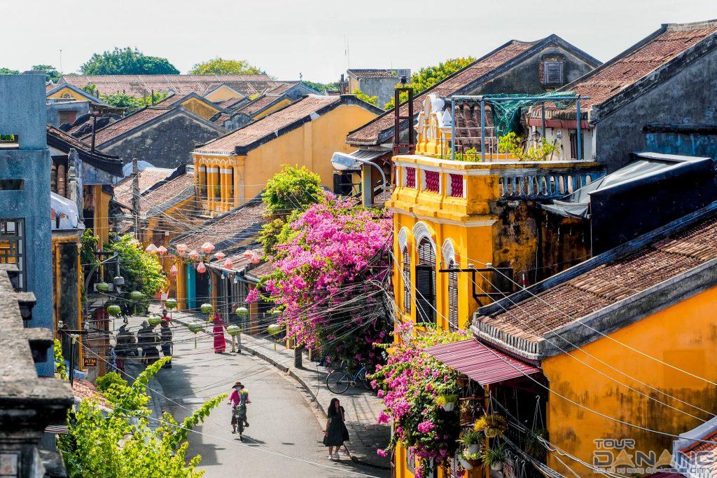 Hoian - A town of lanterns